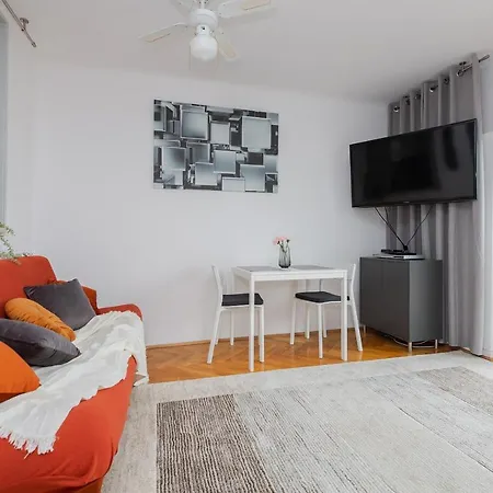 Shortstaypoland Chlodna شقة *