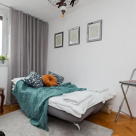 Shortstaypoland Chlodna Apartamento